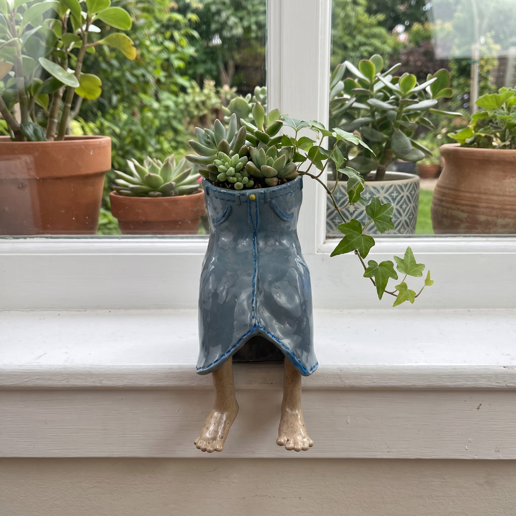 Handmade Dangling-Legs Plant Pot
